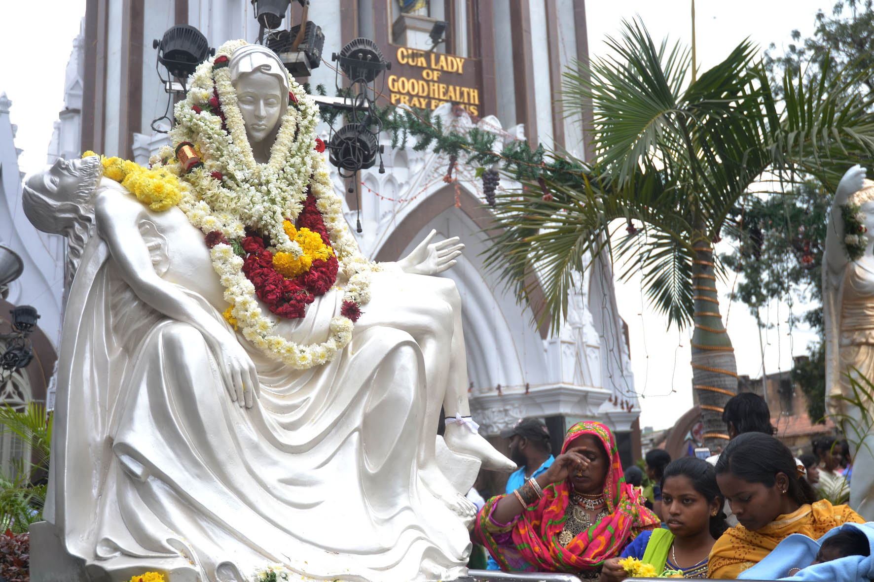 ಬೆಂಗಳೂರು: ಸಡಗರ, ಸಂಭ್ರಮದಿಂದ ಕ್ರಿಸ್‌ಮಸ್ ಆಚರಣೆ
